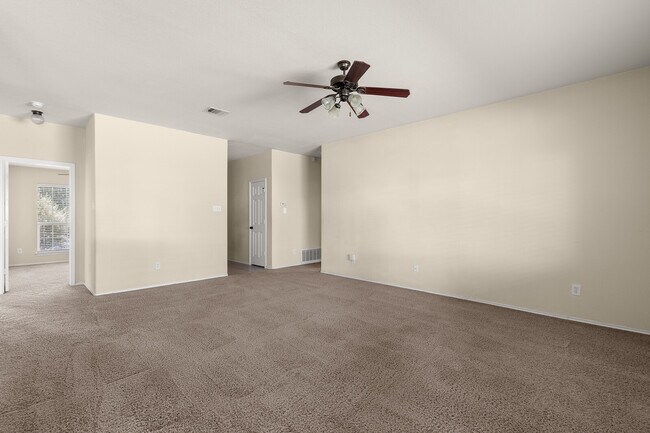 Building Photo - 6533 Crystal Ct