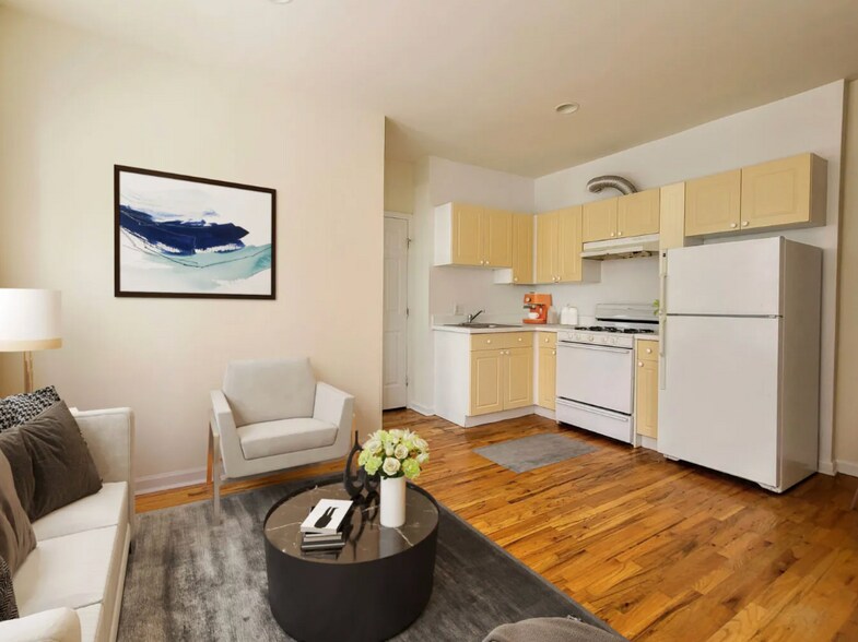 Primary Photo - 917 W Dakin St