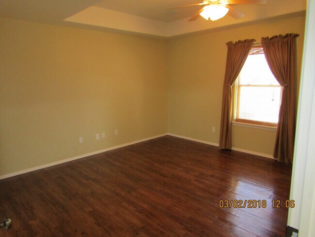 Building Photo - 4090 Bravia Dove Loop