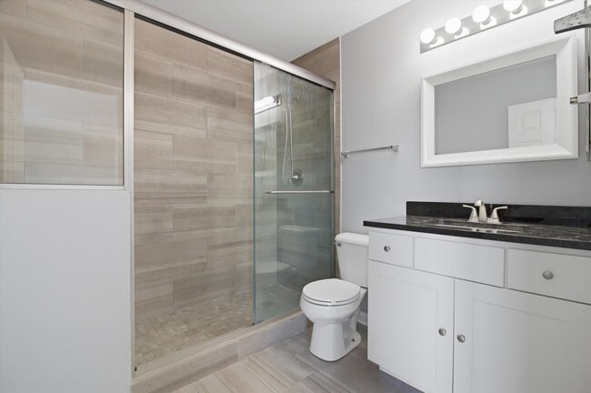 Building Photo - 138 Celebration Ct