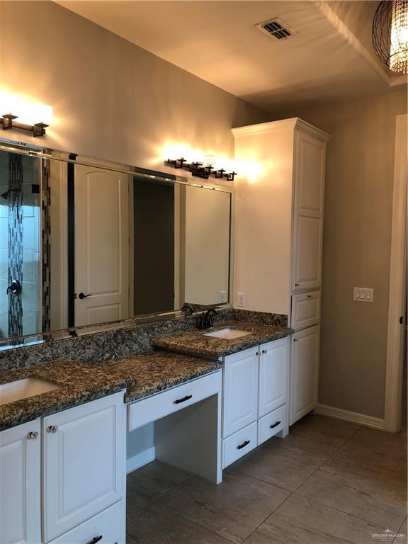 Building Photo - 25 Cornell Ave