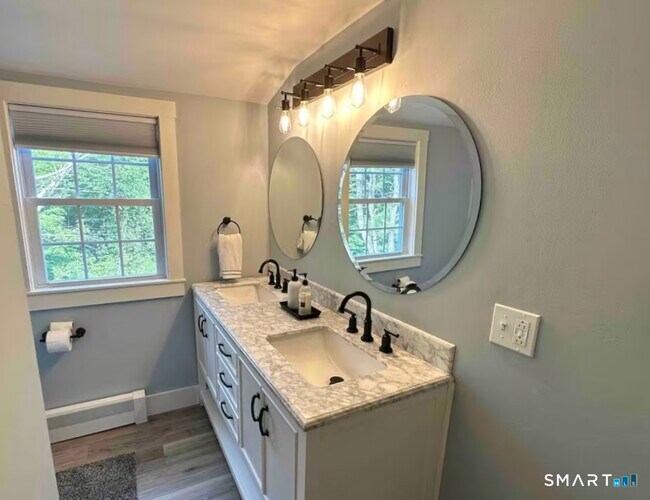 Building Photo - 55 Shewville Rd