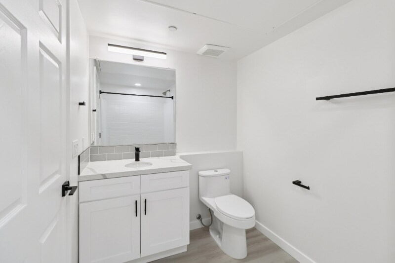 Building Photo - 2341 Ulric St