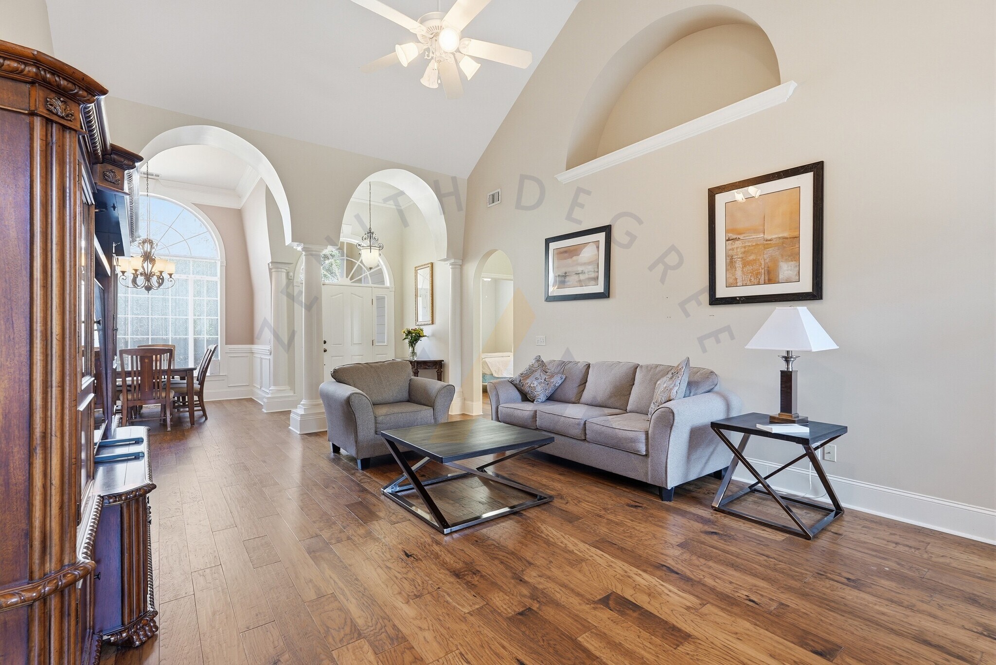 Building Photo - 245 Club Gate