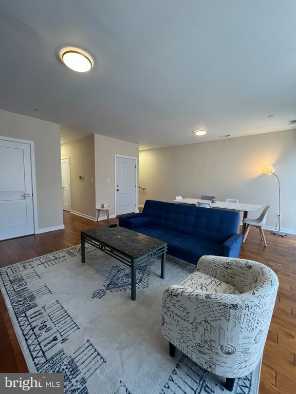 Building Photo - 926 N 15th St