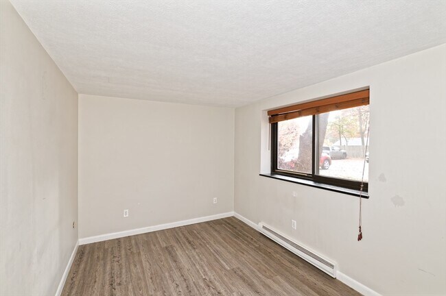 Building Photo - 1325 Worcester Rd