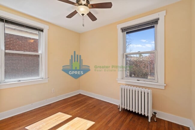 Building Photo - Spacious 3-Bedroom Home w/ Parking & Central A/C – Squirrel Hill