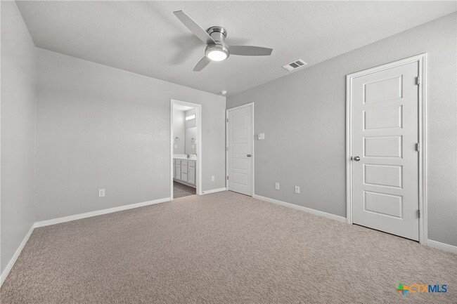 Building Photo - 1553 Justice Dr