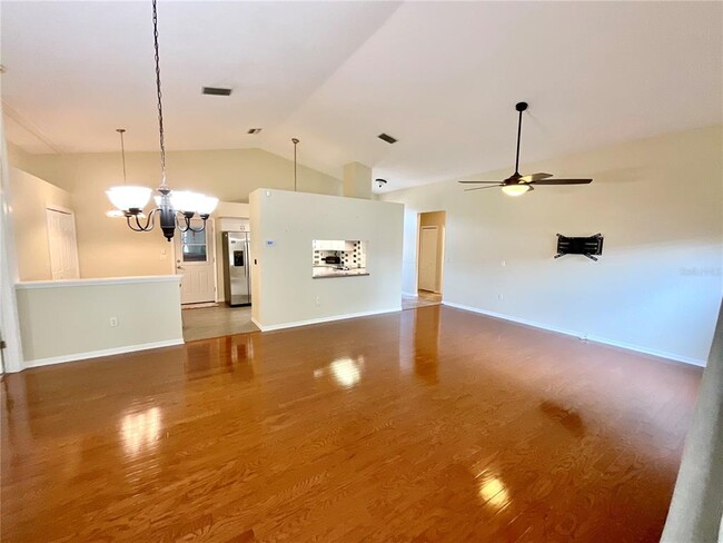Building Photo - 6930 Bandura Ave