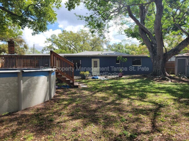 Building Photo - 4311 S Thatcher Ave