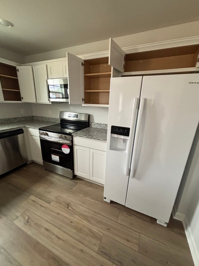 Building Photo - 364 Hardwick Dr