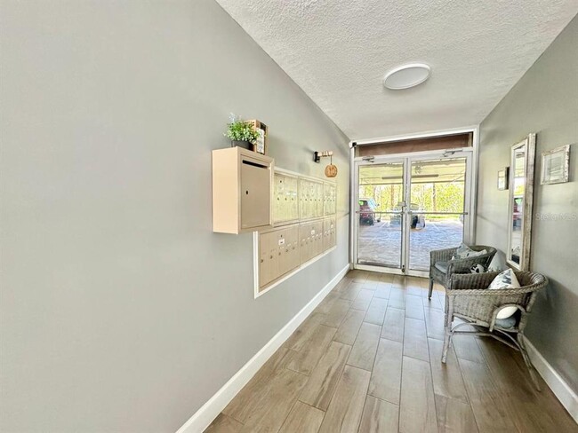 Building Photo - 5537 Sea Forest Dr