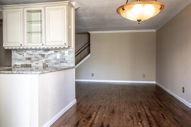 Building Photo - 14515 Wunderlich Dr