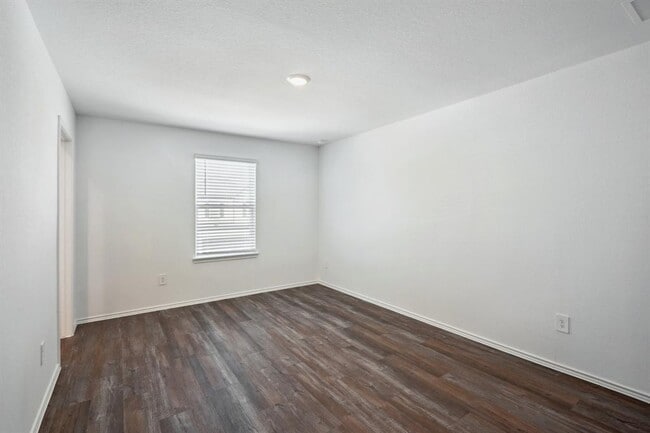 Building Photo - 3603 Beau Rivage Dr