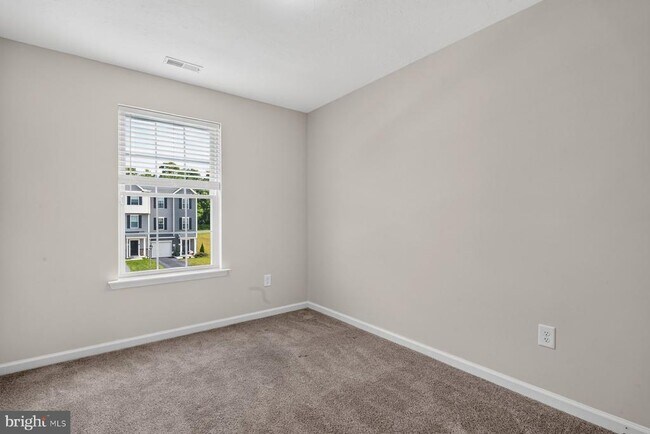Building Photo - 109 Holstein Dr