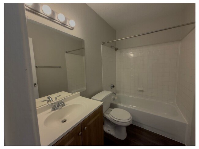 Building Photo - Beautiful 3 Bed / 2 Bath Home with Two Living Areas and Fenced Yard in Cedar Hill | AVAILABLE NOW
