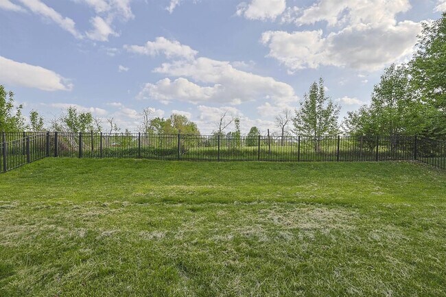 Building Photo - 6545 Cannondale Dr