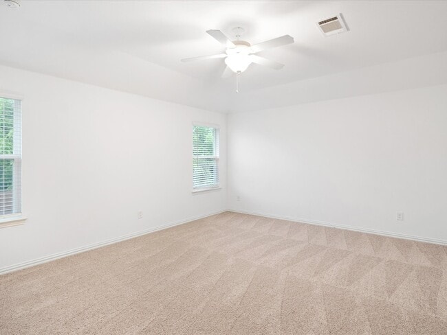 Building Photo - 2116 Sunnymede Dr