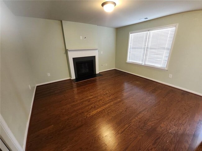 Building Photo - 65 Griggs St SW