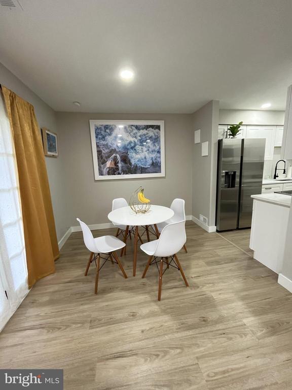 Building Photo - 402 Mulberry Cove