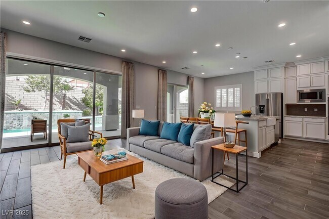 Building Photo - 11952 Girasole Ave