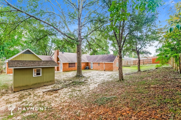 Building Photo - 312 Busick Well Rd