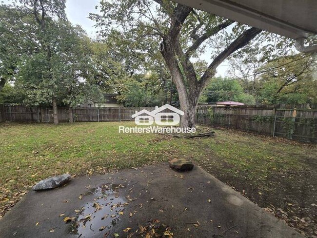 Building Photo - MOVE IN READY - HURST TX - 3BEDS 2BATHS