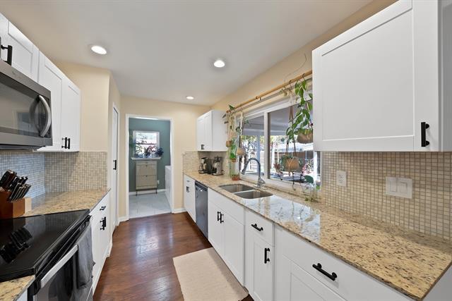 Building Photo - 8525 Grumman Dr