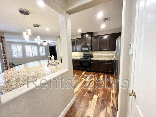 Building Photo - 1221 CAVALAIRE Ct