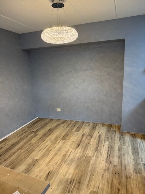 Building Photo - 220 S Roselle Rd