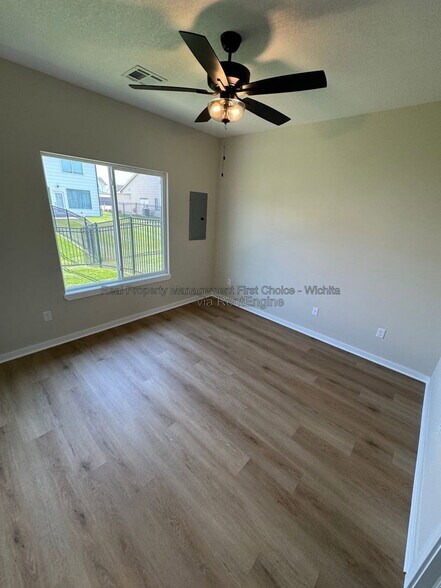 Building Photo - 12465 Blanford St