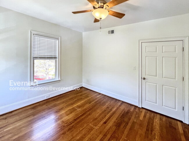 Building Photo - 2819 Highland Ave