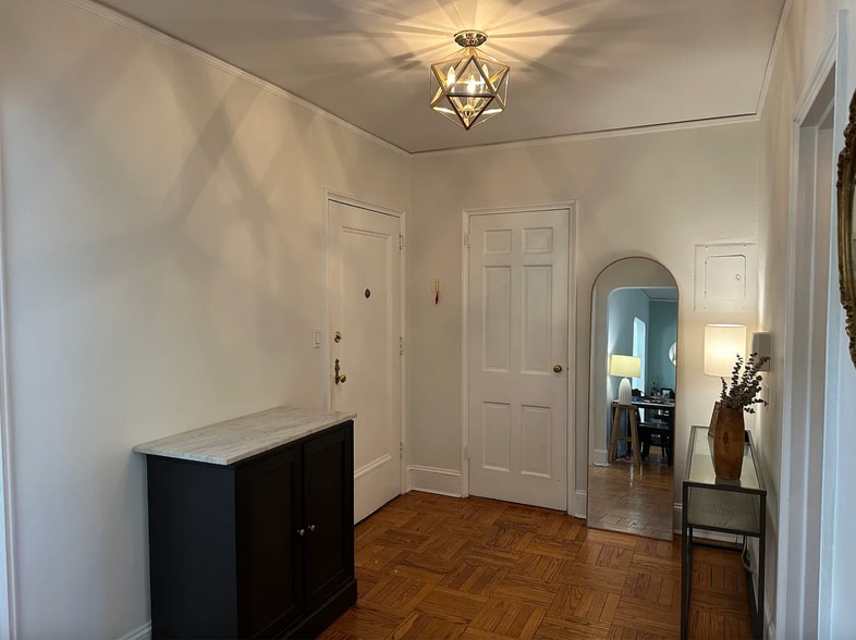 Building Photo - 217 Prospect Ave