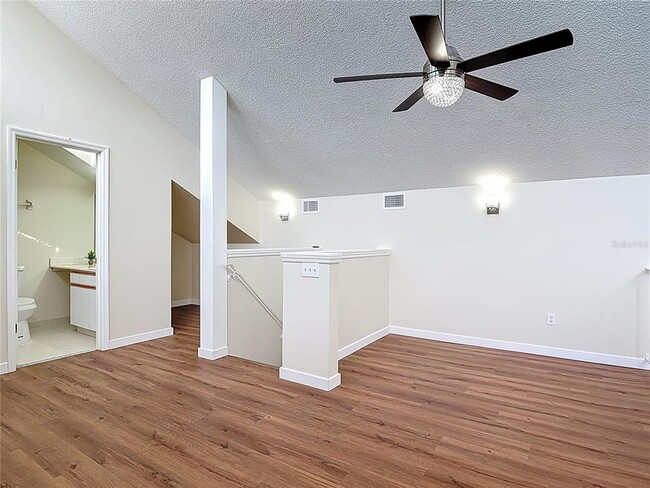 Building Photo - 289 Gull Dr S