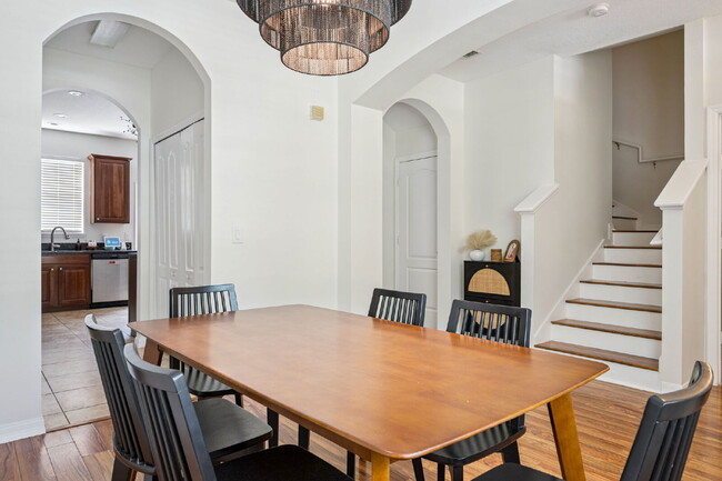 Building Photo - 13252 Silver Strand Falls Dr