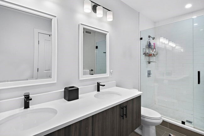 Building Photo - 194 Havre St