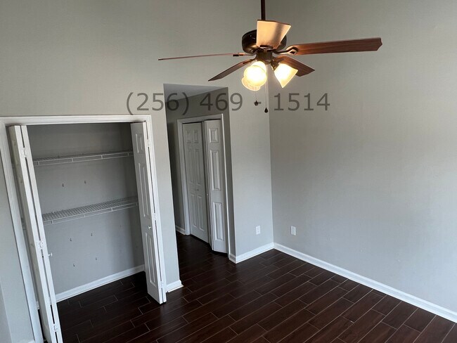 Building Photo - 138 Briargate Ln