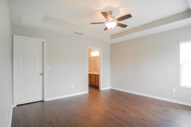 Building Photo - 306 Ashby Lndg Wy