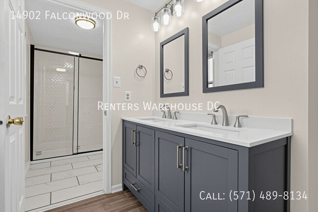 Building Photo - 14902 Falconwood Dr