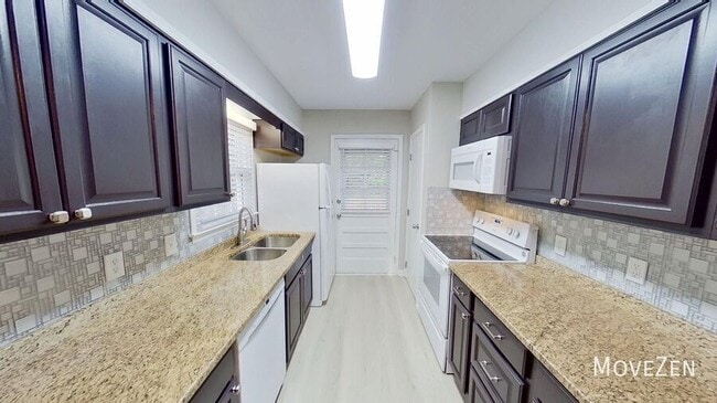 Building Photo - 7020 Mine Creek Ln