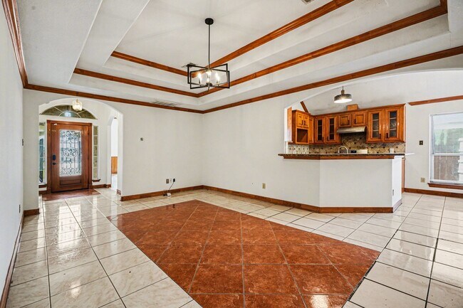 Building Photo - 507 Ave F