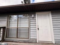 Building Photo - 2000 Agora Cir SE