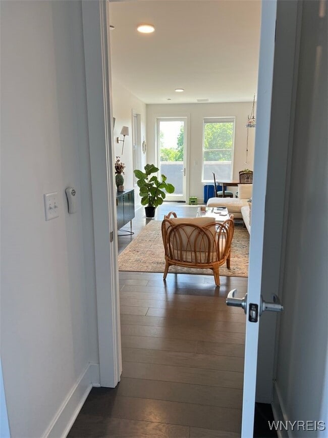 Building Photo - 1020 Elmwood Ave