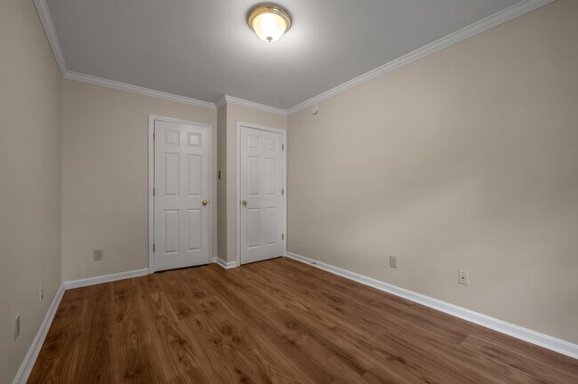 Building Photo - 2347 Stonewood Ln