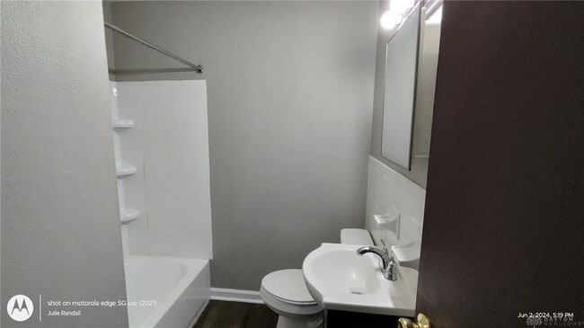 Building Photo - 4629 Far Hills Ave