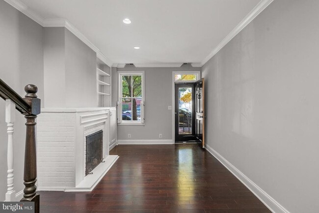 Building Photo - 1257 35th St NW