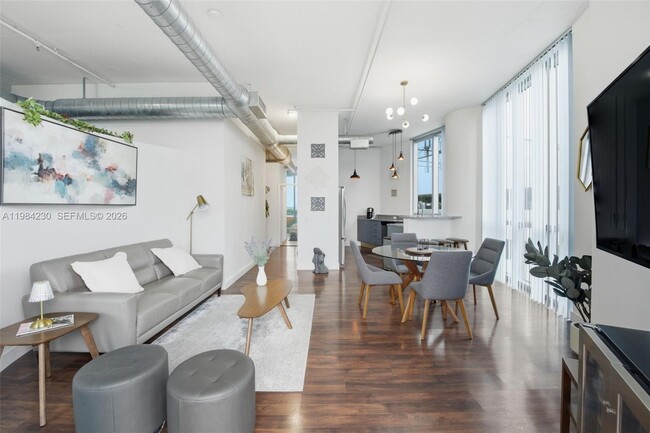 Building Photo - 3029 NE 188th St