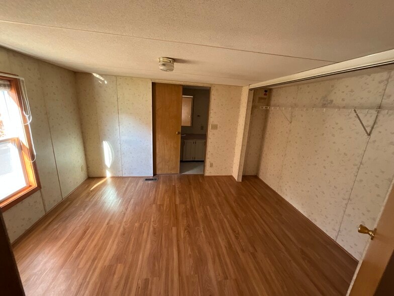 Building Photo - 45 Chadwick Way