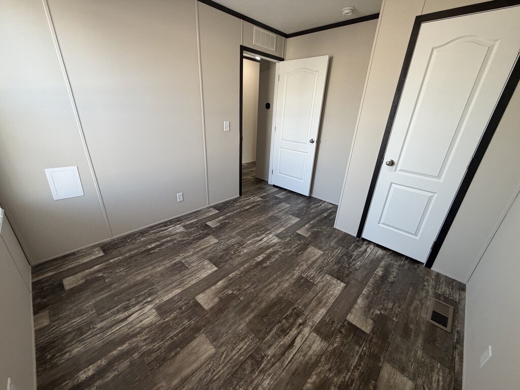 Building Photo - 38030 Pardo Dr