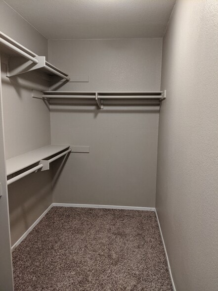 Master walk in closet - 598 Via del Caballo